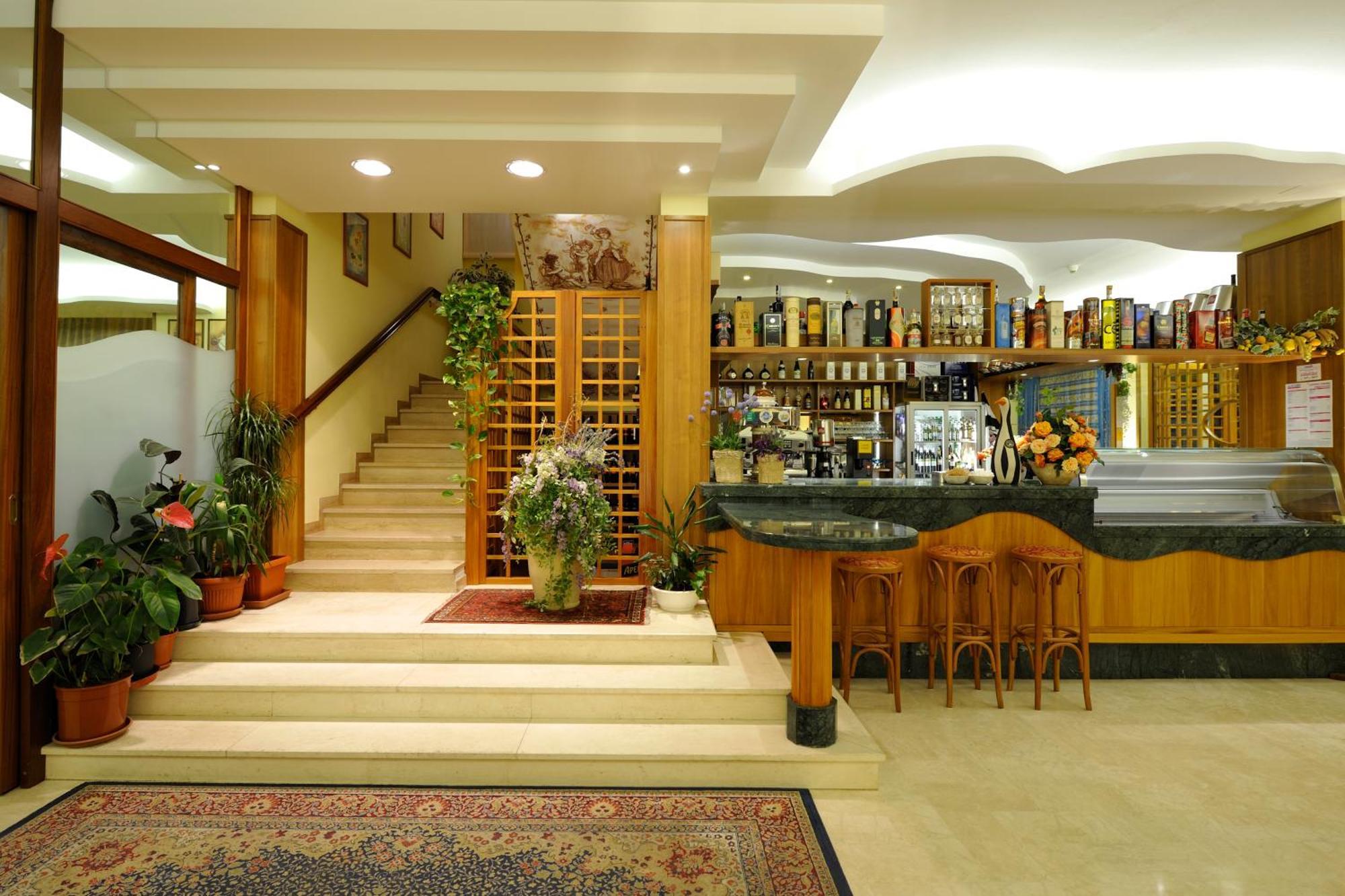 Hotel Al Prater Lignano Sabbiadoro Exterior photo